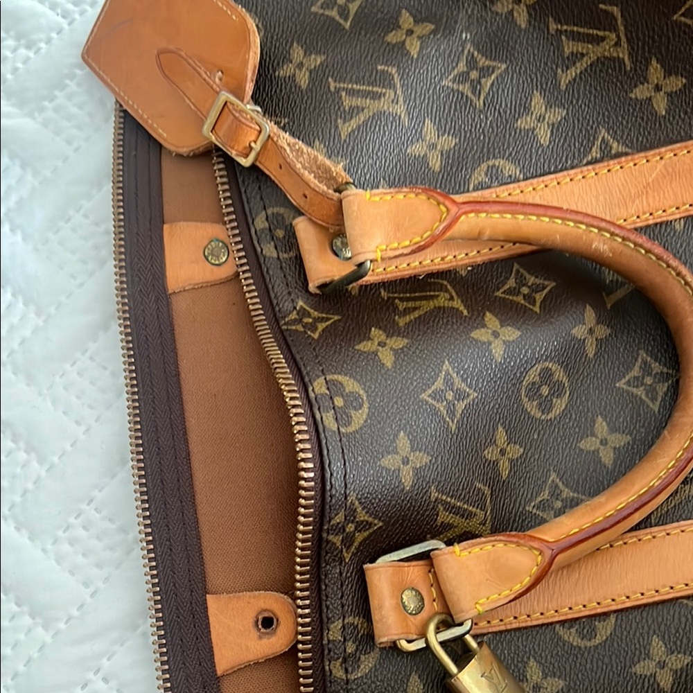 Authentic Louis Vuitton Keepall Bandouliere 55